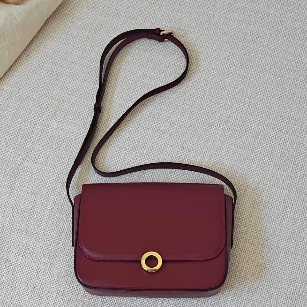 Leo et Violette Burgundy Shoulder Bag